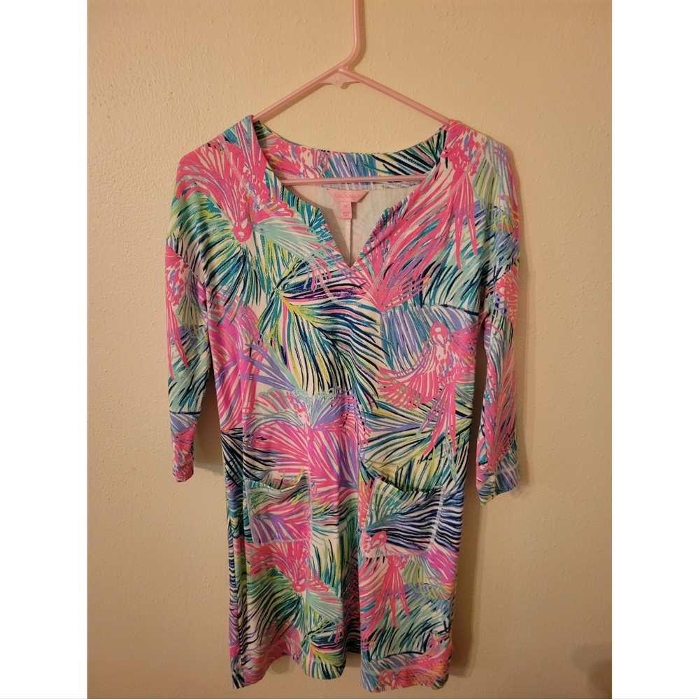 XS Lilly Pulitzer Scarlet Macaw Joyce Shift in EUC